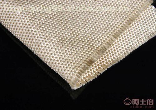 详细介绍 价格: 电议高硅氧玻璃纤维布是一种耐高温无机纤维,其