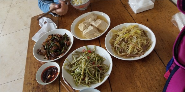 萬(wàn)家炊上市，機(jī)遇與挑戰(zhàn)并存的時(shí)刻
