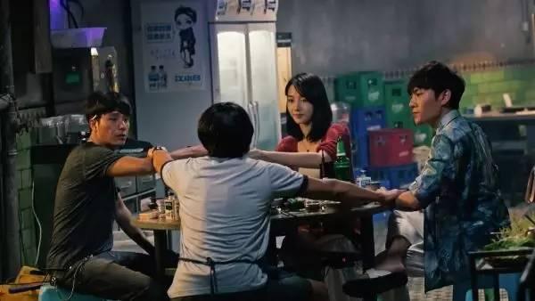 老炮兒電視劇，時(shí)代回響與文化碰撞的視聽盛宴