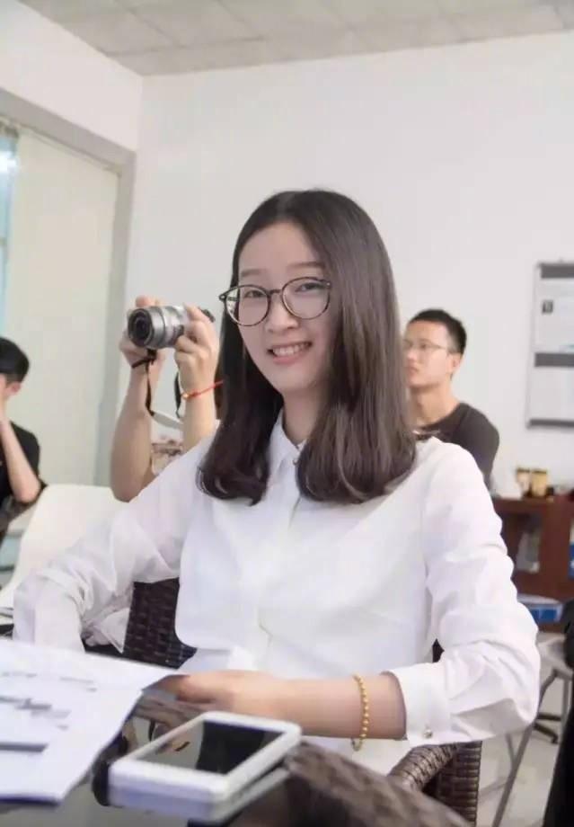 失蹤女孩章穎穎最新消息揭秘，神秘小巷中的小店關(guān)聯(lián)揭秘？