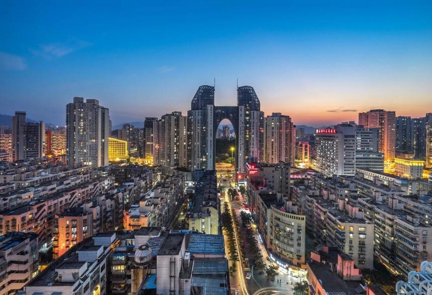 工業(yè)用地最新政策解讀，深度探討與指導(dǎo)標(biāo)題建議，工業(yè)用地新政解讀，政策調(diào)整及其影響分析