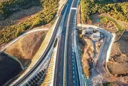 昭威高速公路最新動態(tài)，自然美景之旅的啟程之路